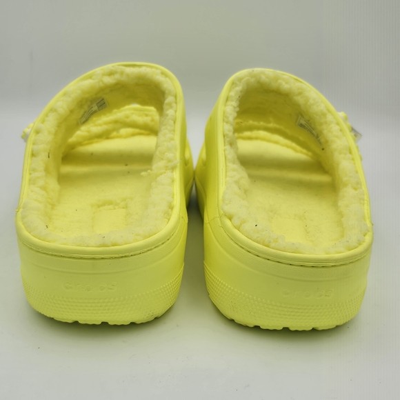 CROCS Classic Cozy Sandals, Bright Yellow, Faux Fur, SOFT! Men's 10/Women's 12 - Picture 6 of 12